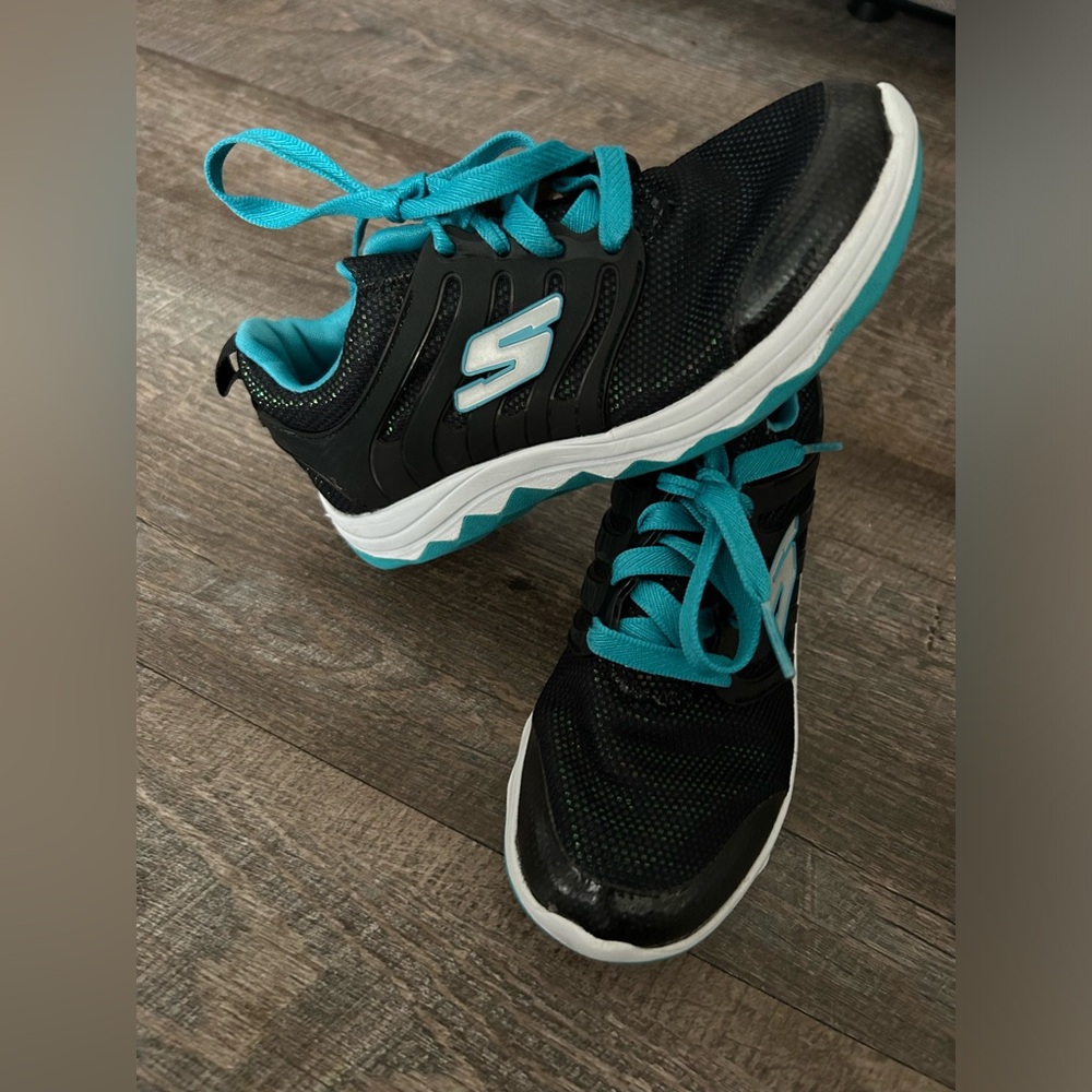 Skechers Black and Teal Athletic Shoes size 13.5 c
